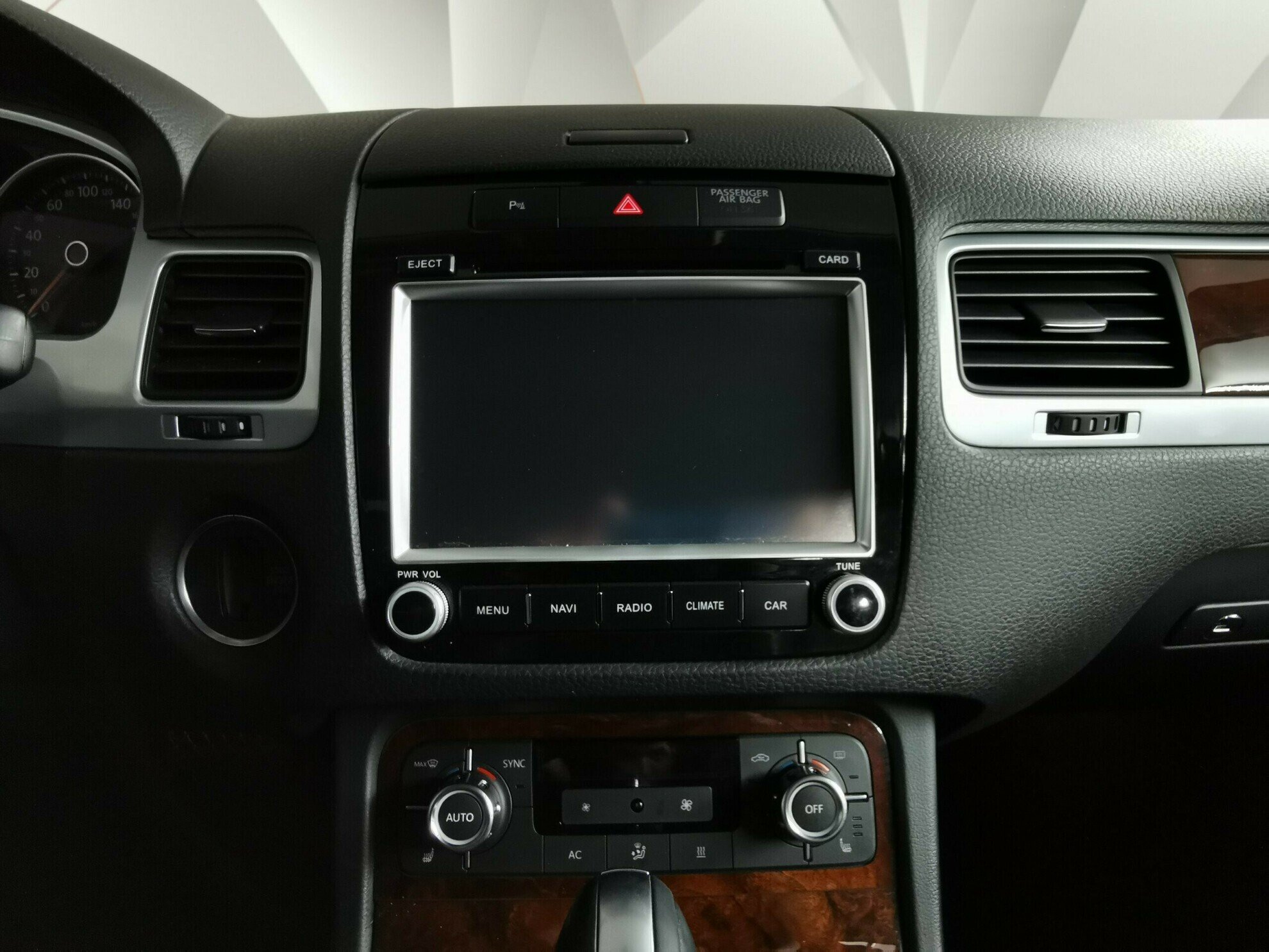 Volkswagen Touareg, 3.0 л, АТ, 2012 фото 10