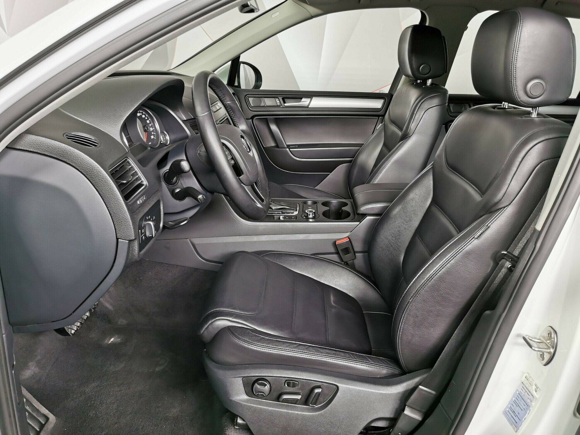Volkswagen Touareg, 3.6 л, АТ, 2012 фото 7