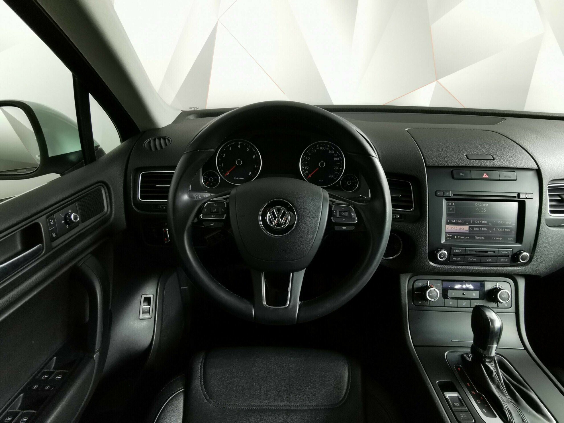 Volkswagen Touareg, 3.6 л, АТ, 2012 фото 8