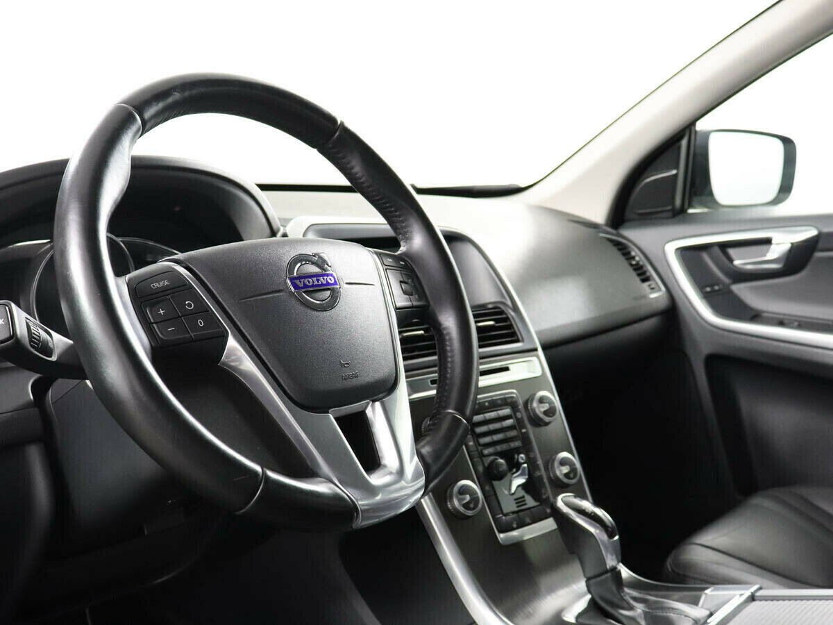 Volvo XC60, 2.4 л, АТ, 2015 фото 2
