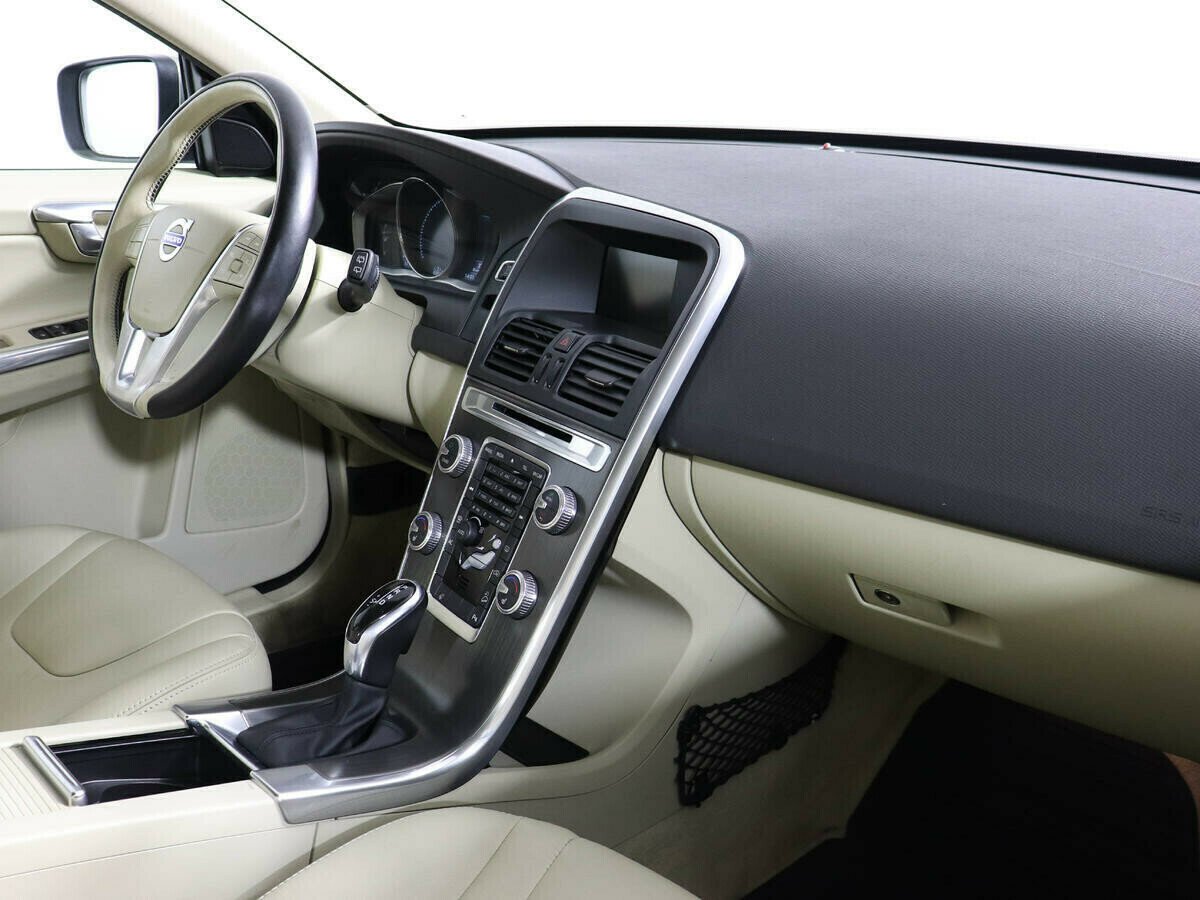 Volvo XC60, 2.5 л, АТ, 2015 фото 9