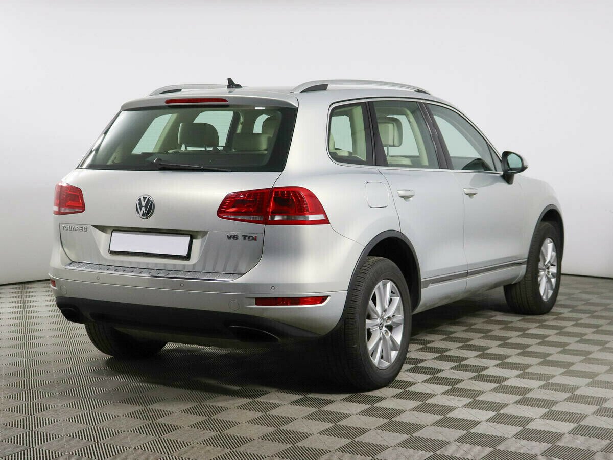 Volkswagen Touareg, 3.0 л, АТ, 2012 фото 5