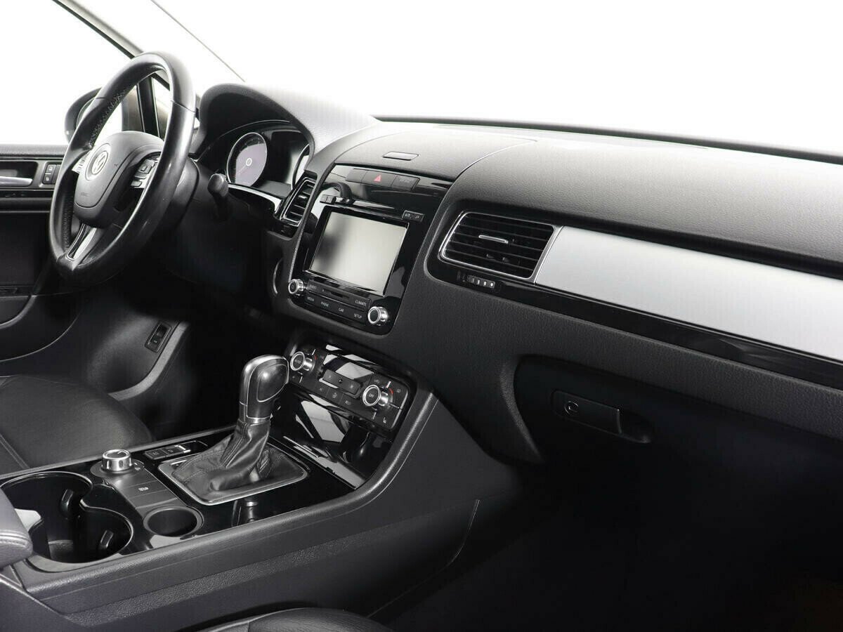 Volkswagen Touareg, 3.0 л, АТ, 2012 фото 7