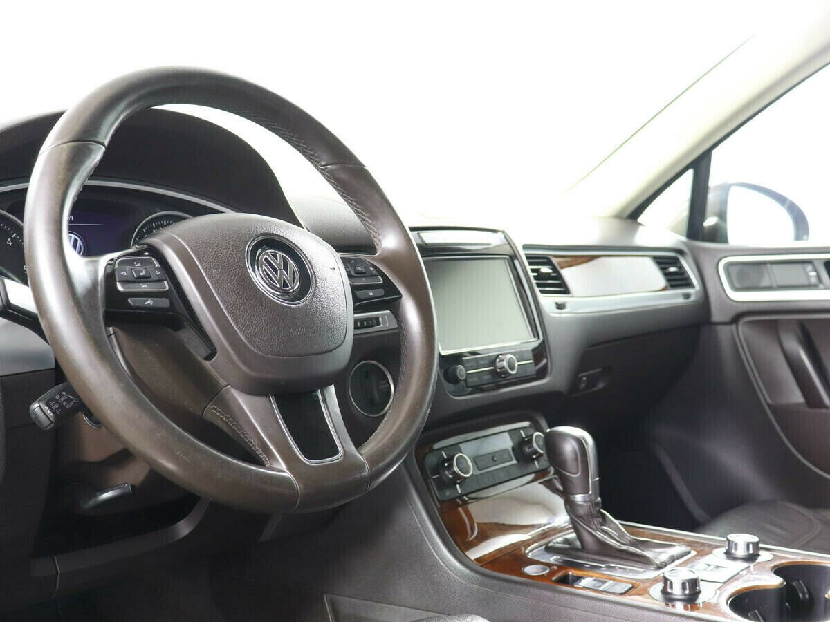 Volkswagen Touareg, 3.0 л, АТ, 2014 фото 8