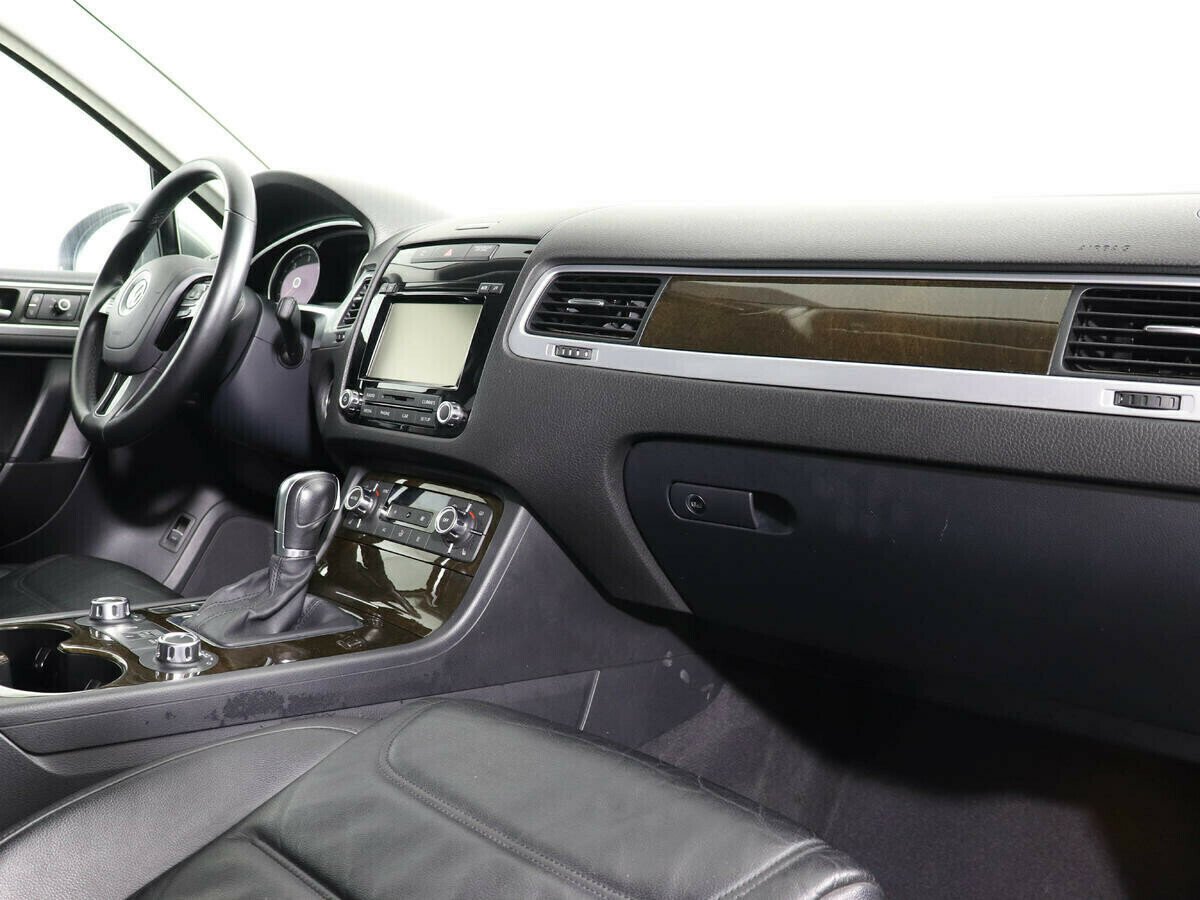 Volkswagen Touareg, 3.0 л, АТ, 2014 фото 7