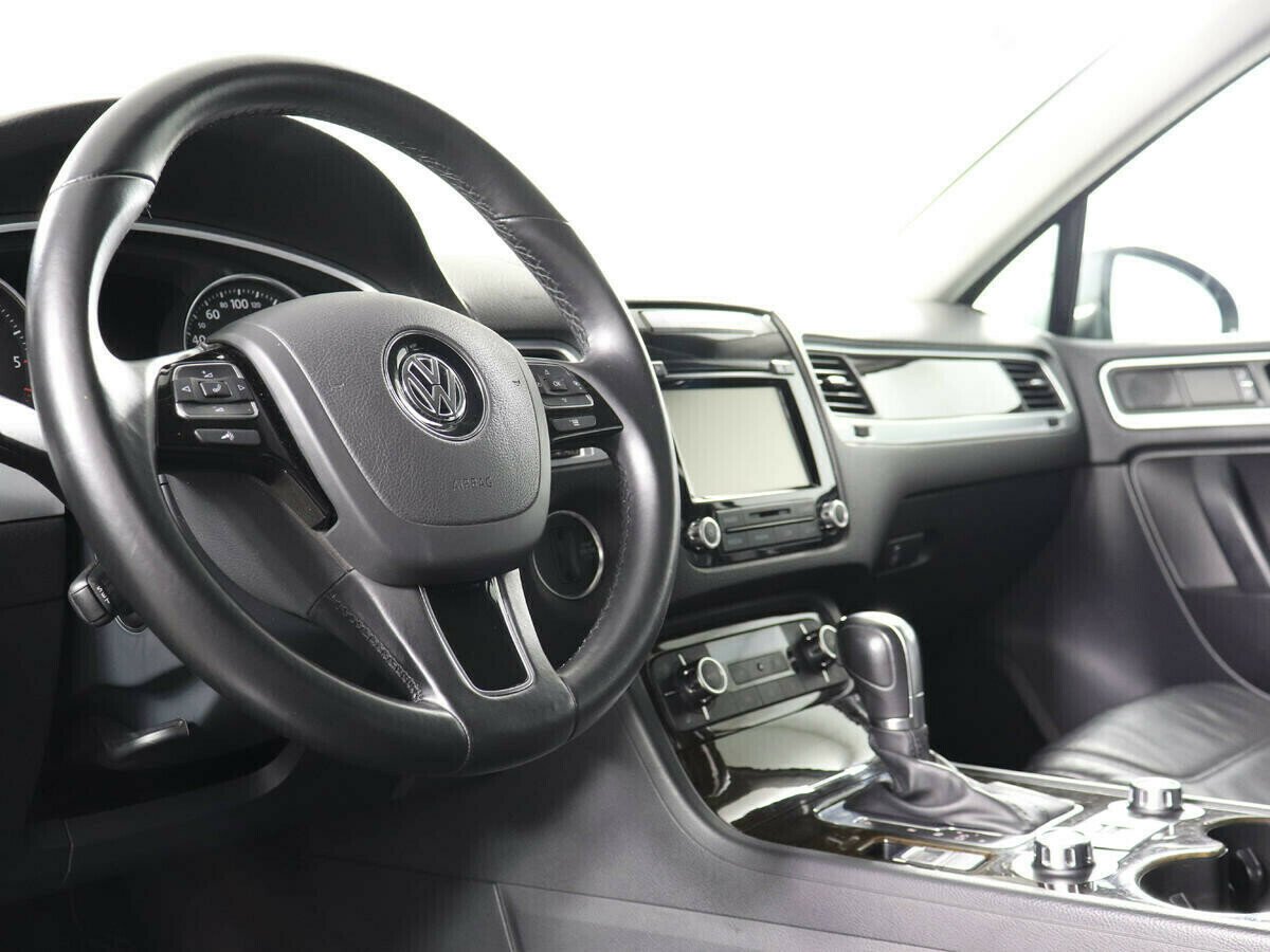 Volkswagen Touareg, 3.0 л, АТ, 2014 фото 8