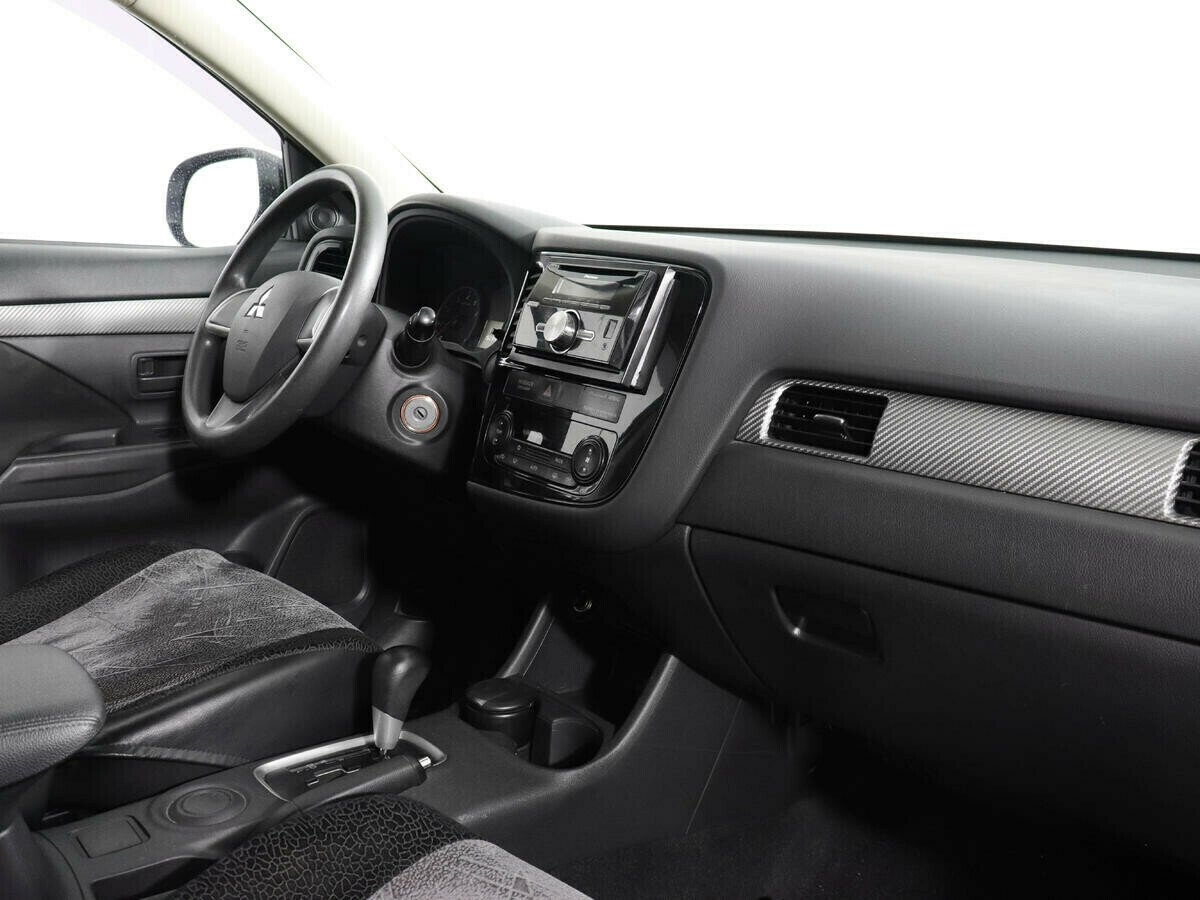 Mitsubishi Outlander, 2.0 л, Вариатор, 2014 фото 7