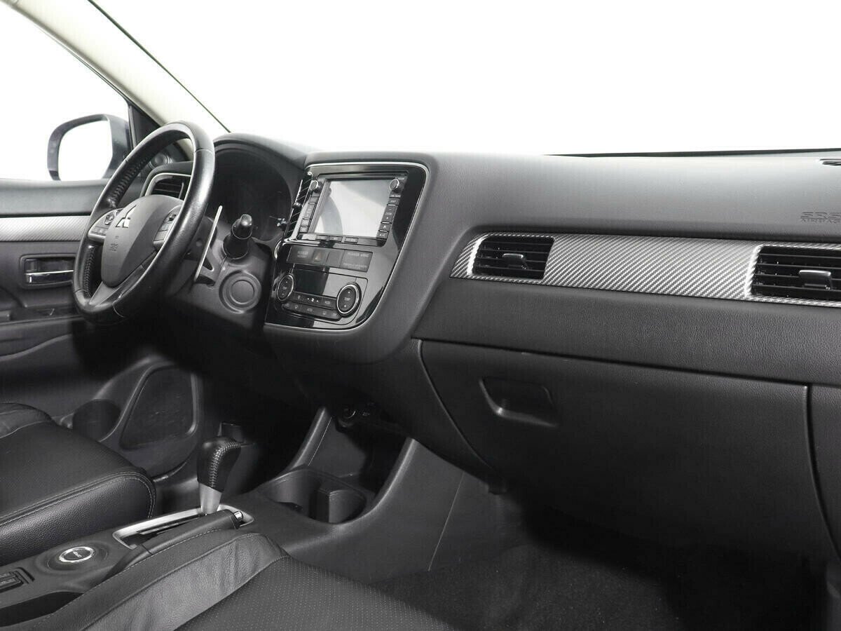 Mitsubishi Outlander, 2.4 л, Вариатор, 2014 фото 7