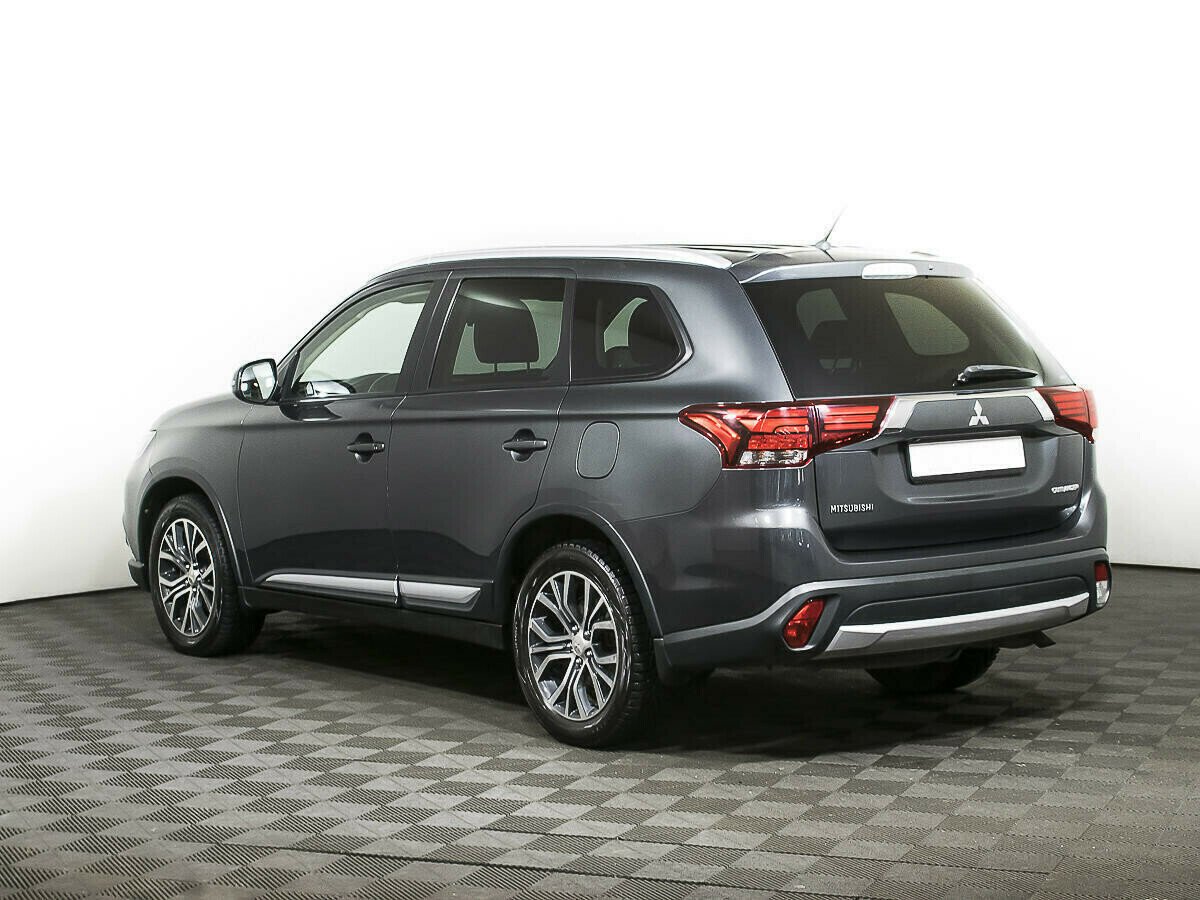 Mitsubishi Outlander, 2.0 л, Вариатор, 2016 фото 6