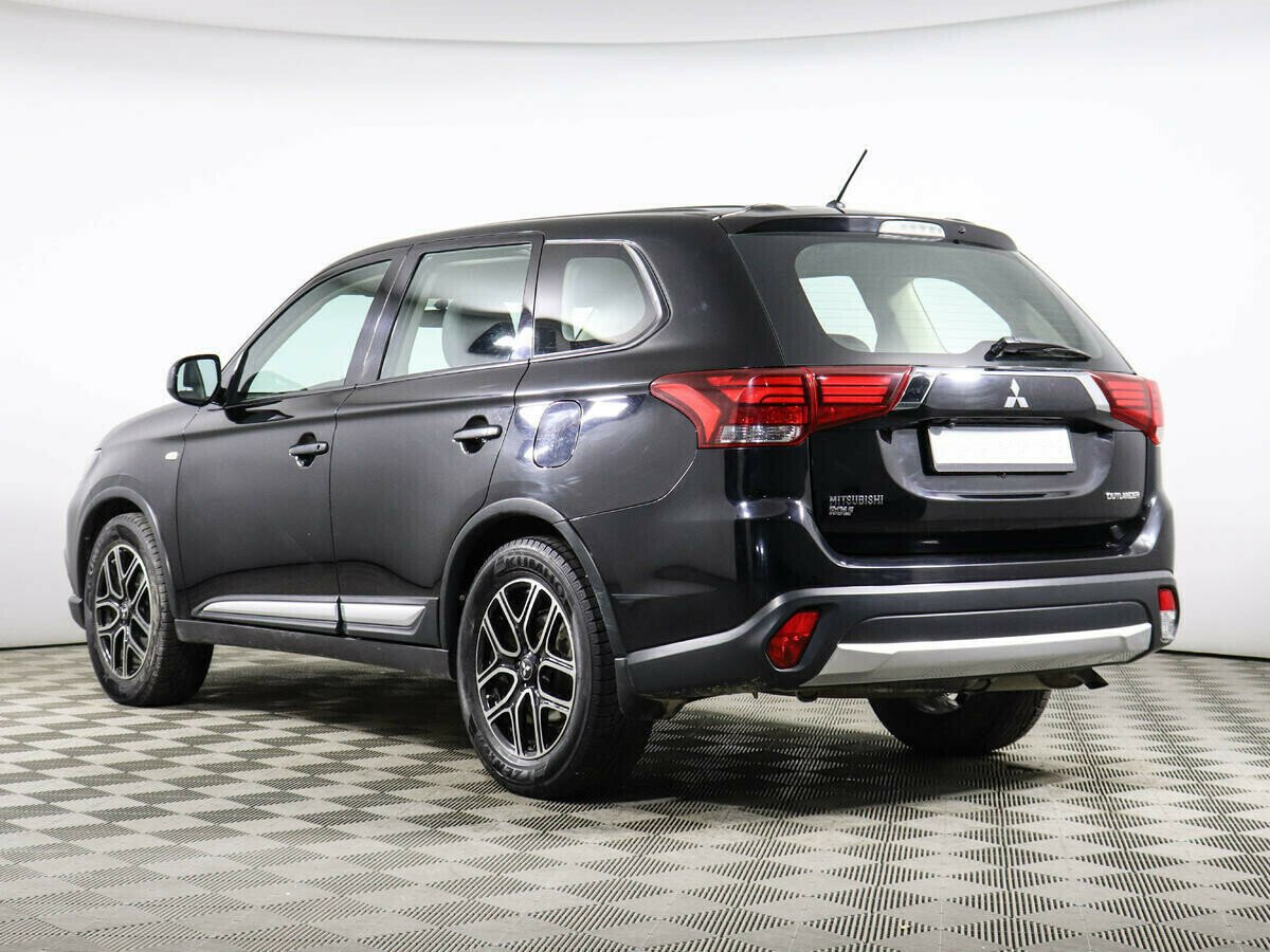 Mitsubishi Outlander, 2.4 л, Вариатор, 2017 фото 5