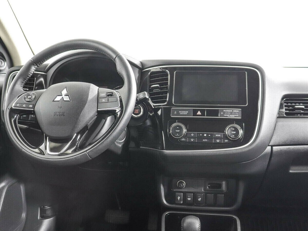 Mitsubishi Outlander, 2.0 л, Вариатор, 2019 фото 7