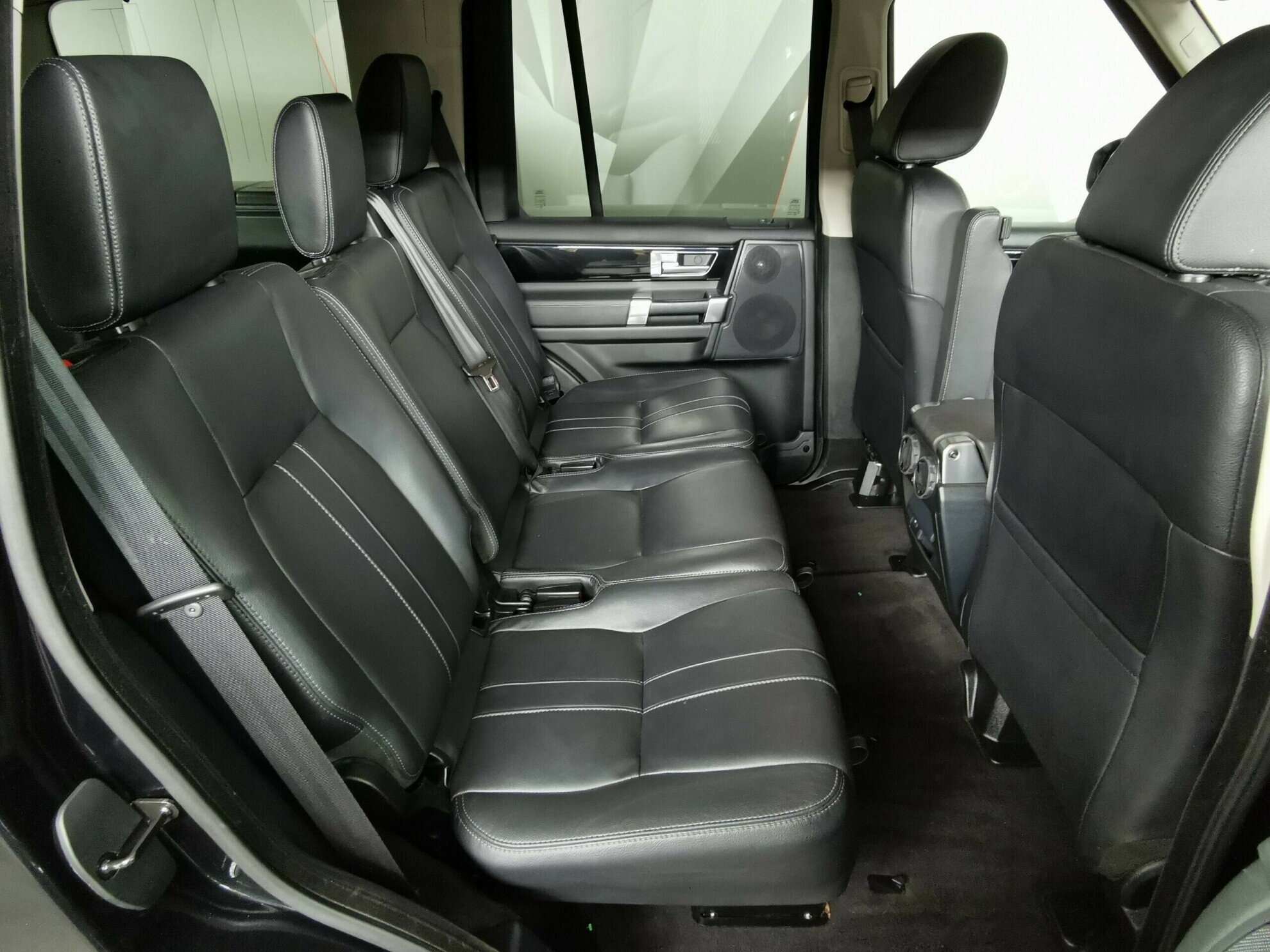 Land Rover Discovery, 3.0 л, АТ, 2014 фото 2