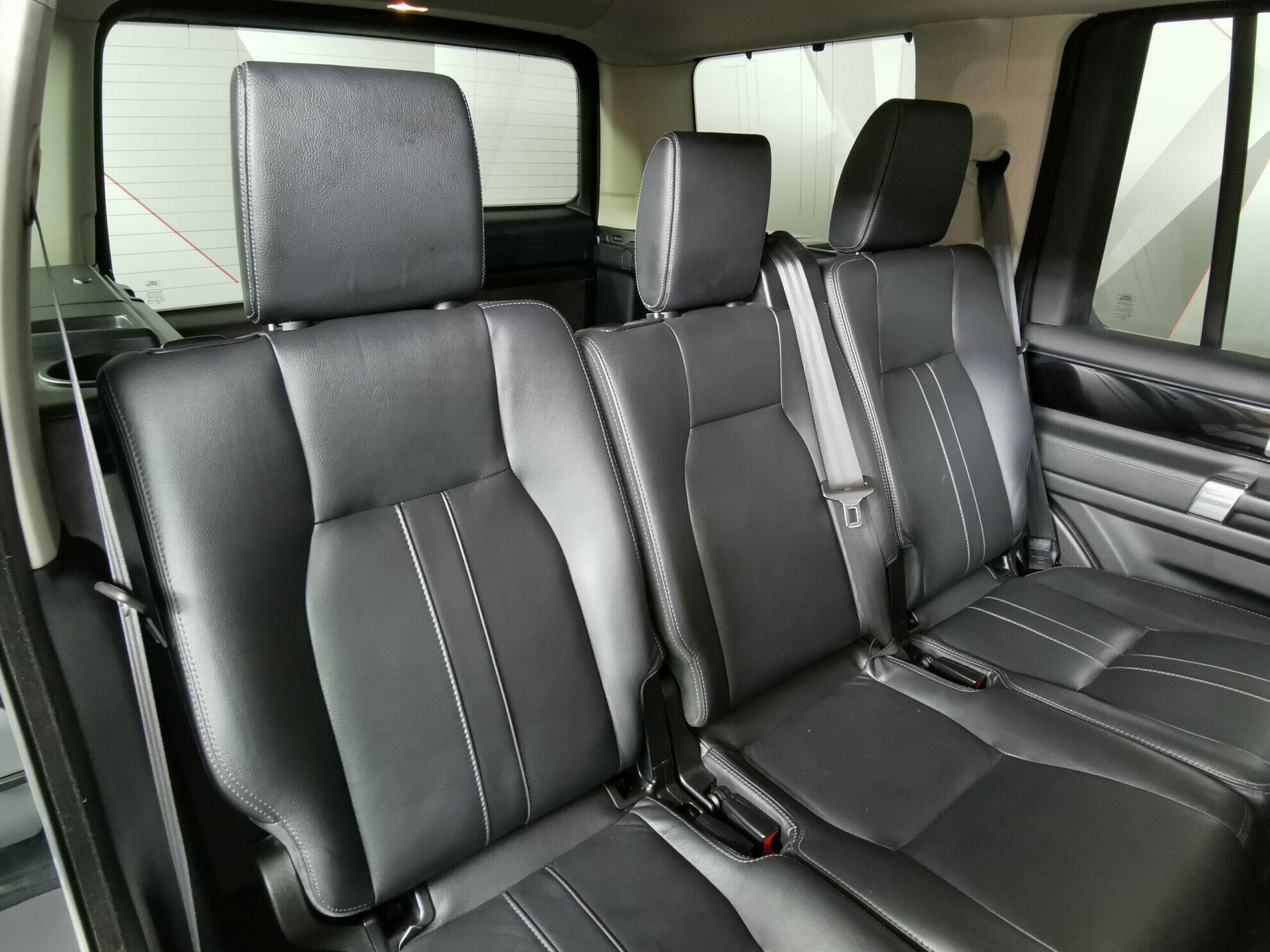 Land Rover Discovery, 3.0 л, АТ, 2014 фото 1
