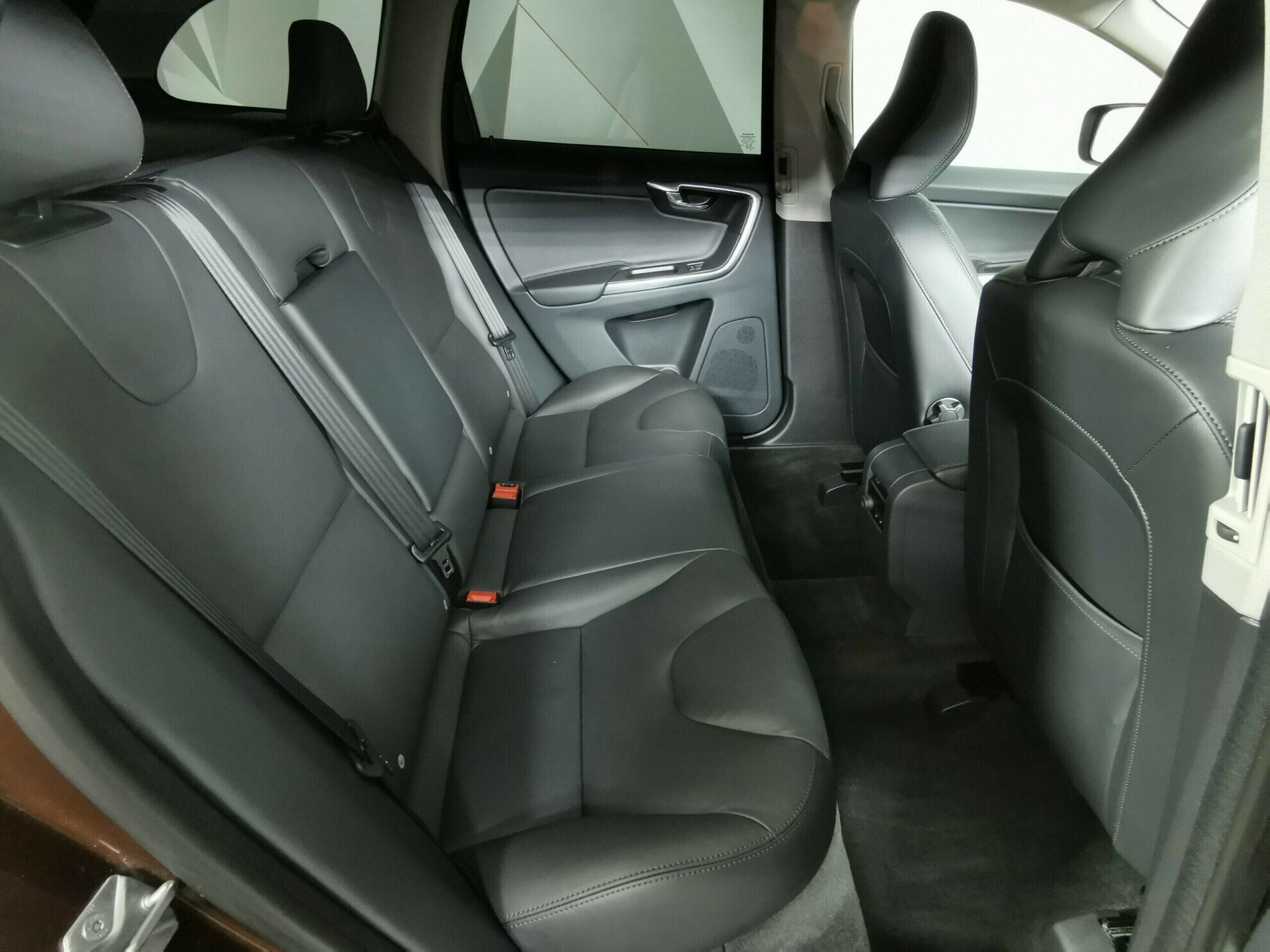 Volvo XC60, 2.4 л, АТ, 2016 фото 10