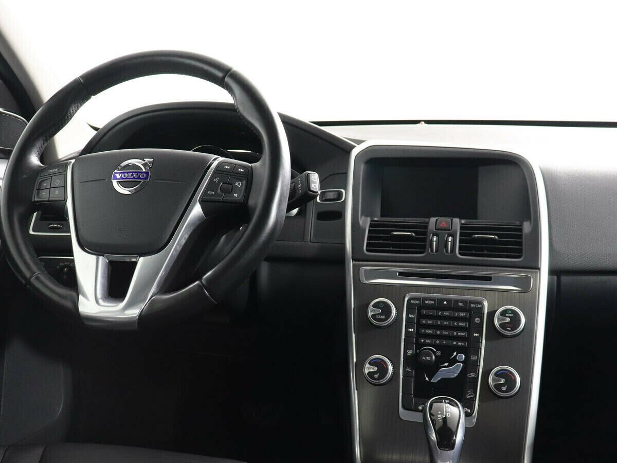 Volvo XC60, 2.0 л, АТ, 2017 фото 7