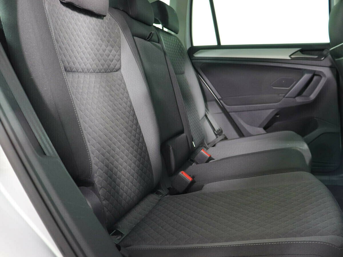 Volkswagen Tiguan, 1.4 л, Робот, 2017 фото 2