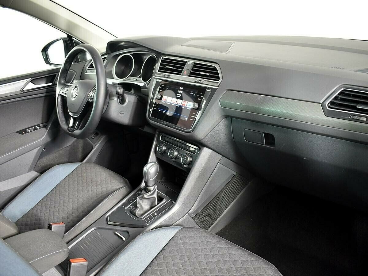 Volkswagen Tiguan, 1.5 л, Робот, 2019 фото 2