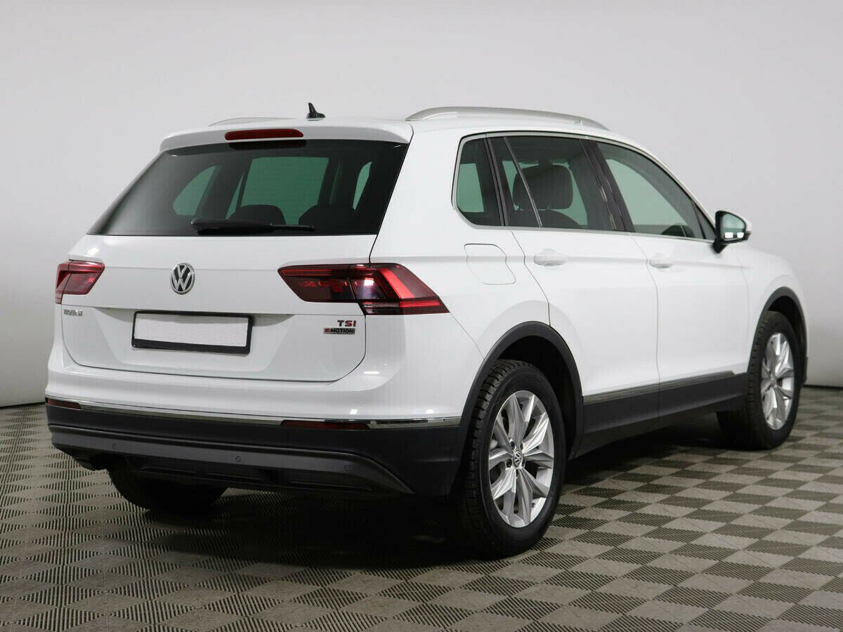 Volkswagen Tiguan, 2.0 л, Робот, 2018 фото 6
