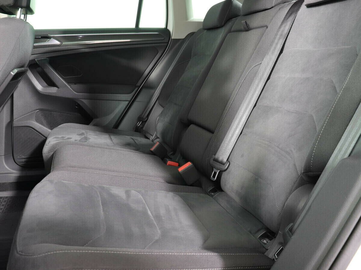 Volkswagen Tiguan, 1.5 л, Робот, 2018 фото 10