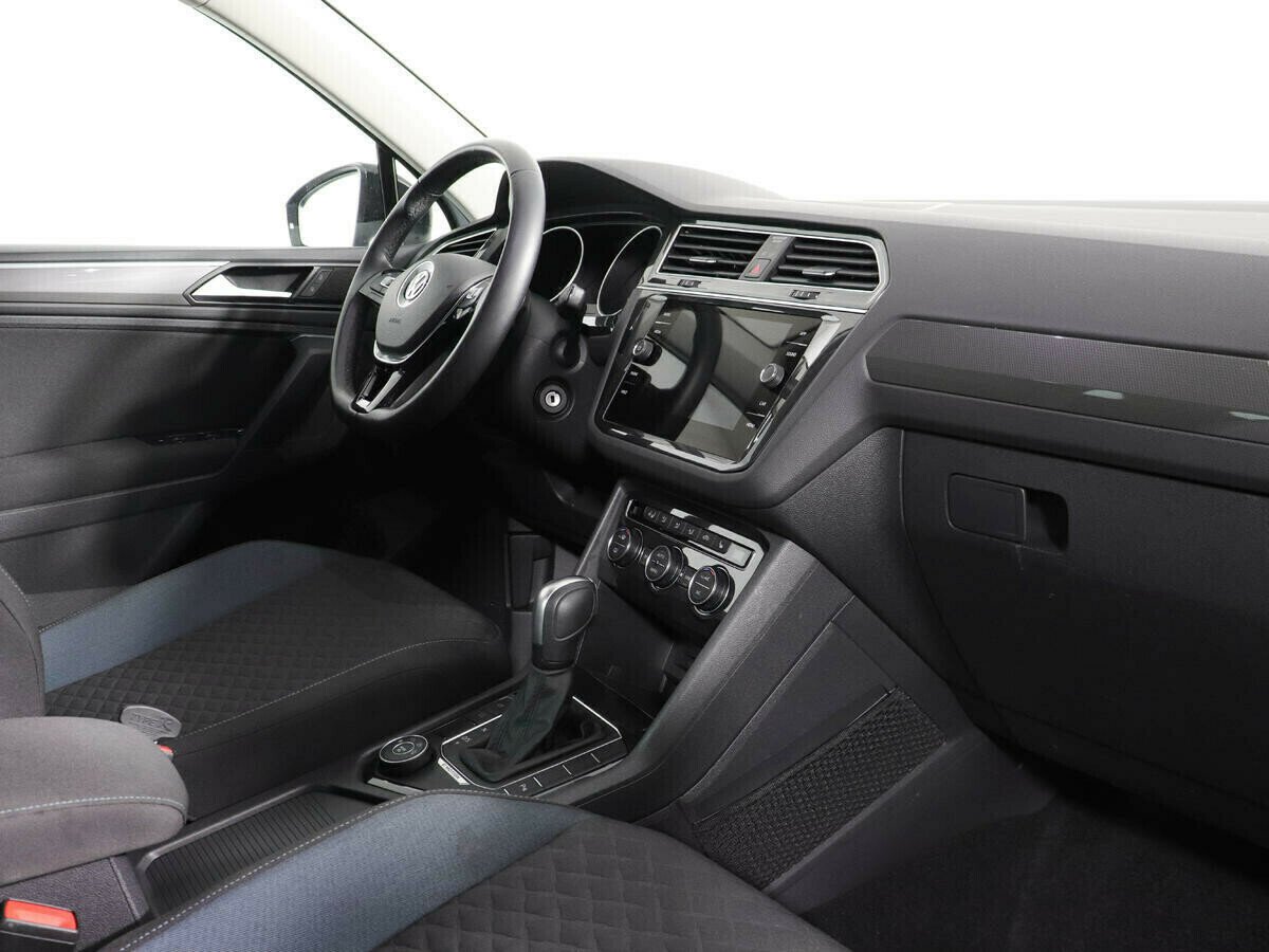Volkswagen Tiguan, 1.5 л, Робот, 2019 фото 7