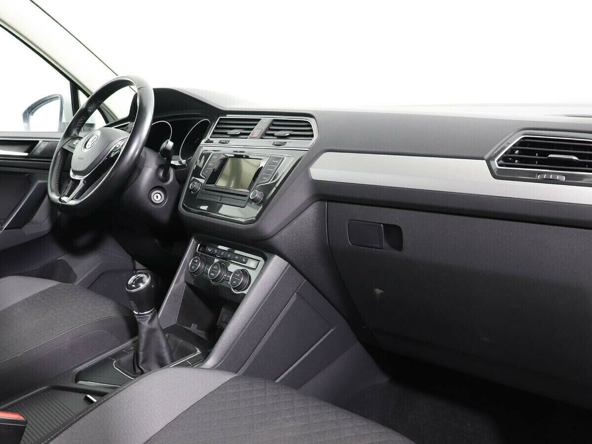 Volkswagen Tiguan, 1.4 л, МТ, 2017 фото 9