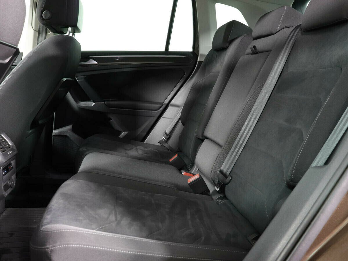 Volkswagen Tiguan, 2.0 л, Робот, 2018 фото 10
