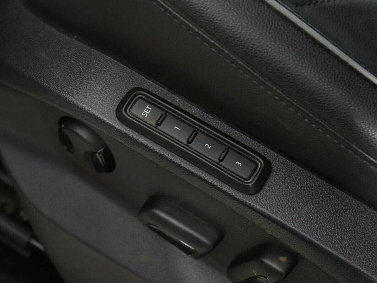 Volkswagen Tiguan, 2.0 л, Робот, 2017 фото 2