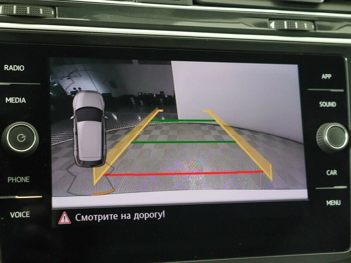 Volkswagen Tiguan, 2.0 л, Робот, 2017 фото 1