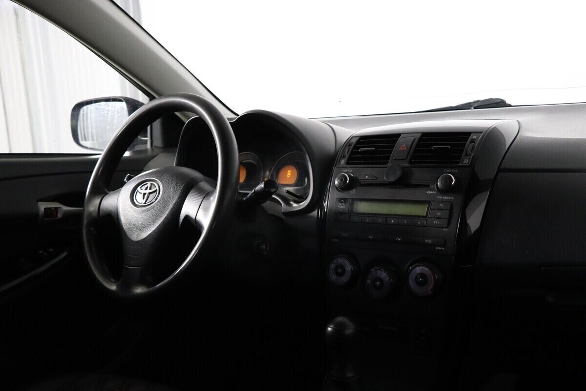 Toyota Corolla 1.6 МКПП, 2010, 155 000 км фото 6