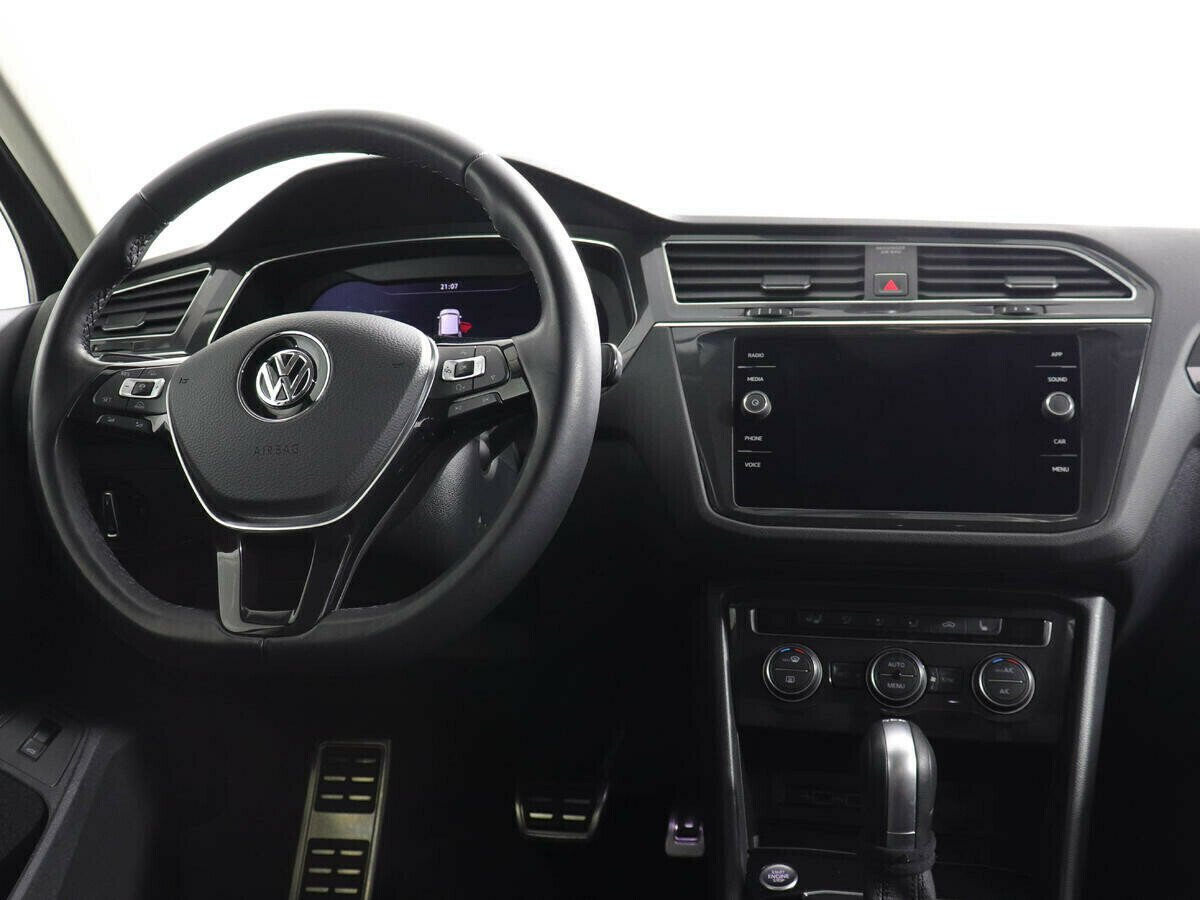 Volkswagen Tiguan, 2.0 л, Робот, 2018 фото 7