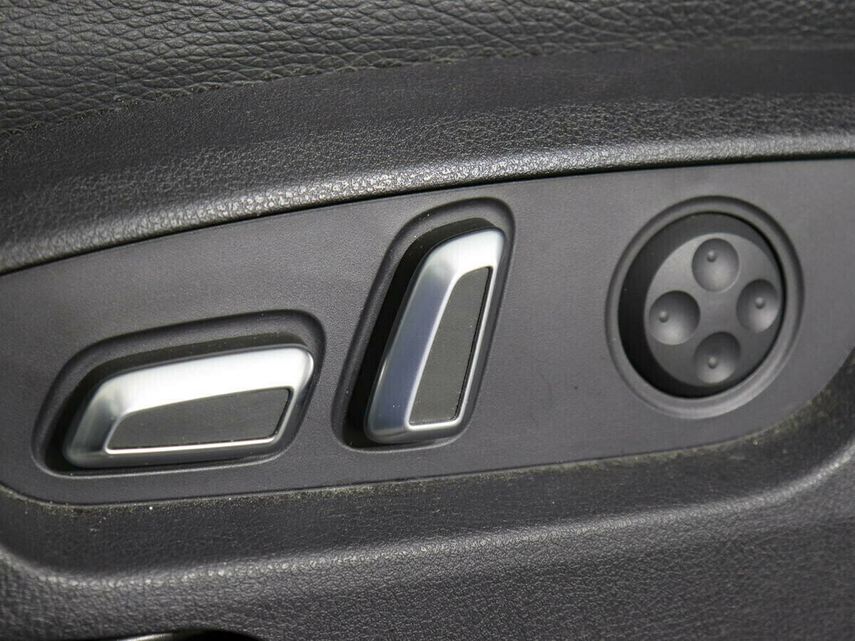 Audi Q7, 3.0 л, АТ, 2012 фото 10