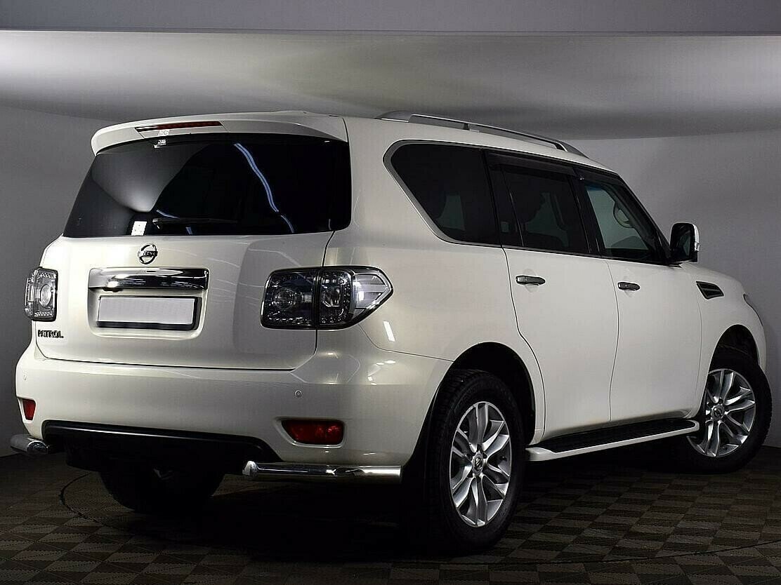 Nissan Patrol, 5.6 л, АТ, 2013 фото 4