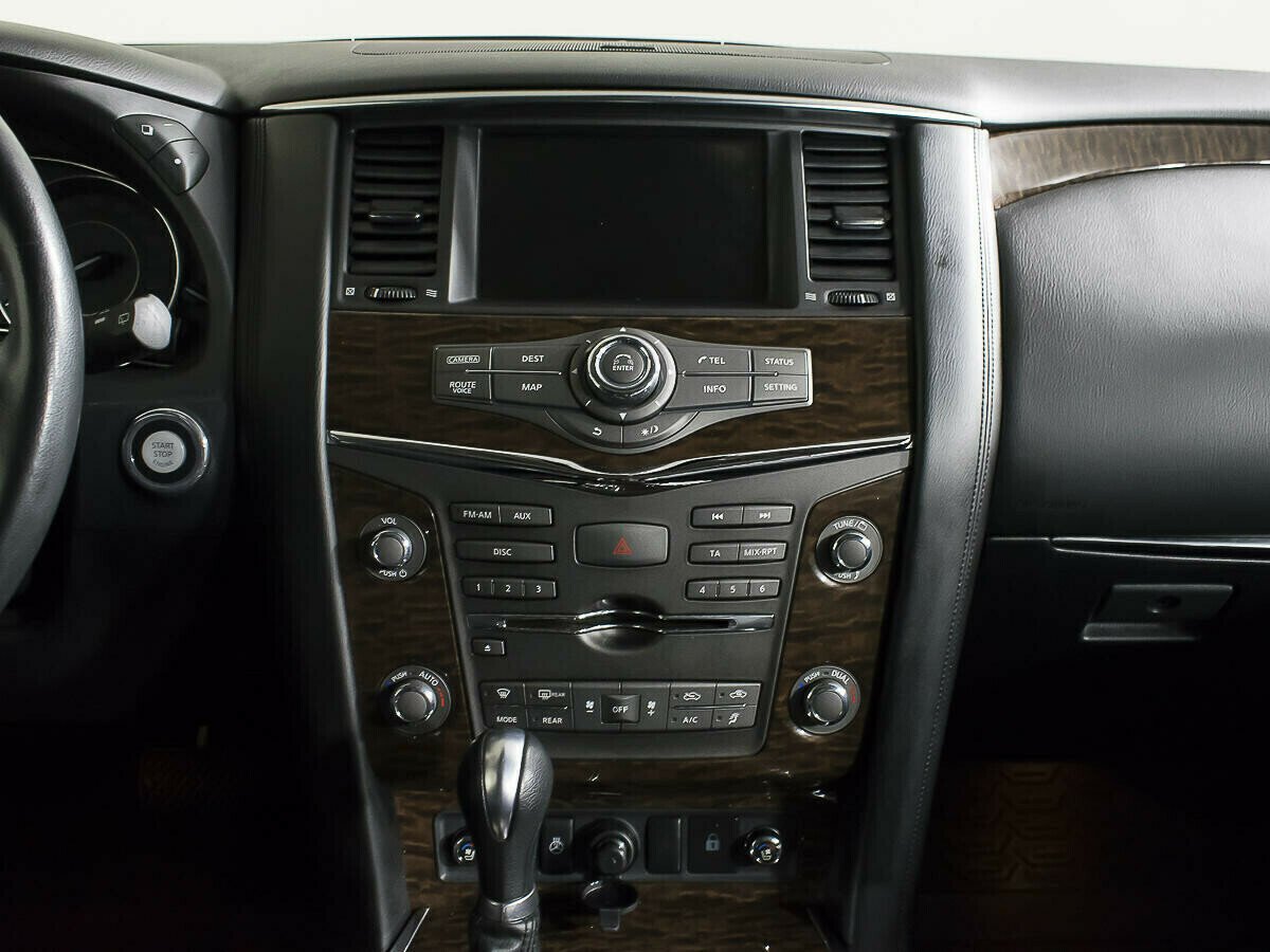 Nissan Patrol, 5.6 л, АТ, 2013 фото 8