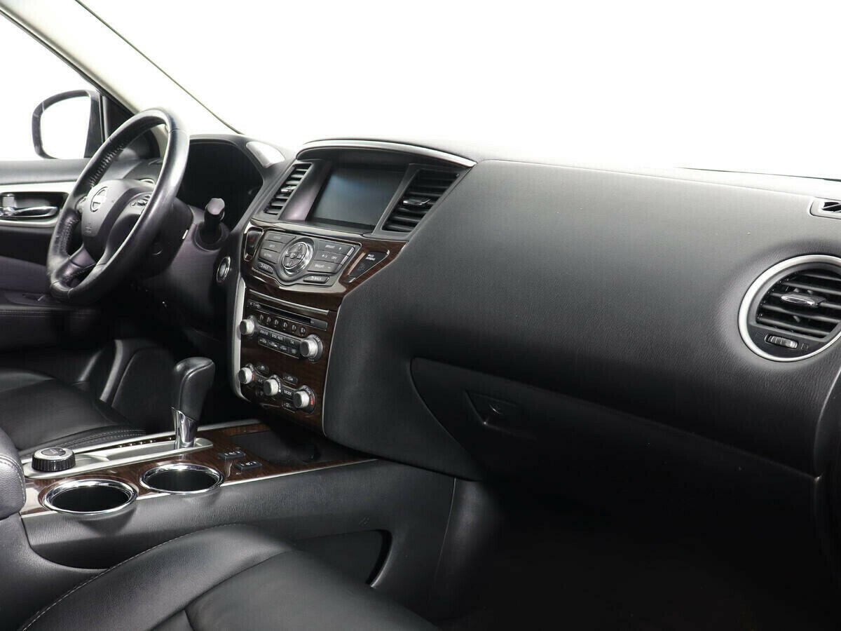 Nissan Pathfinder, 3.5 л, Вариатор, 2015 фото 9