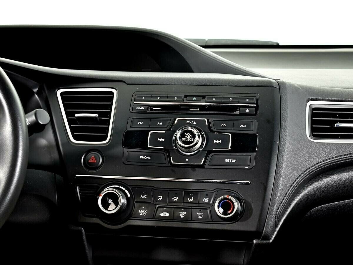 Honda Civic, 1.8 л, Вариатор, 2014 фото 1