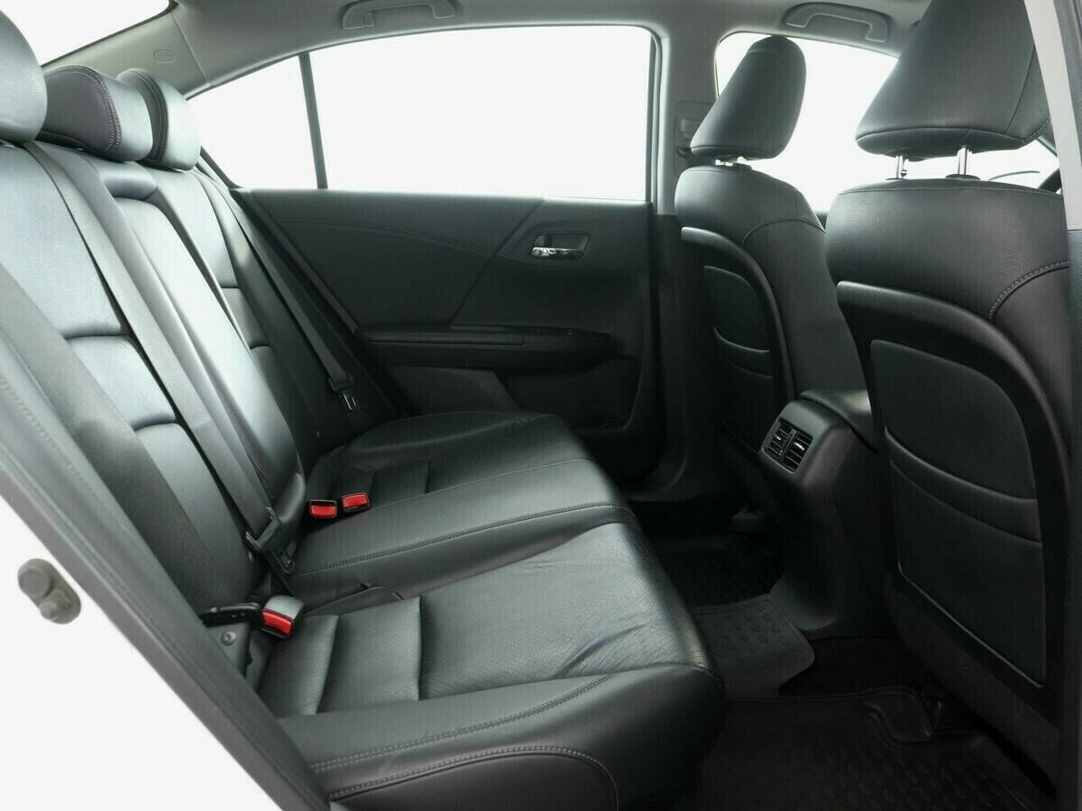 Honda Accord, 2.4 л, Вариатор, 2013 фото 9