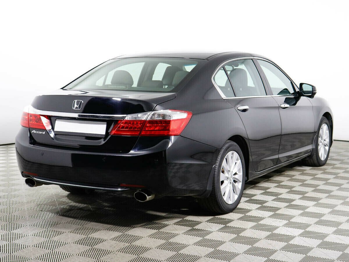 Honda Accord, 2.4 л, Вариатор, 2013 фото 6