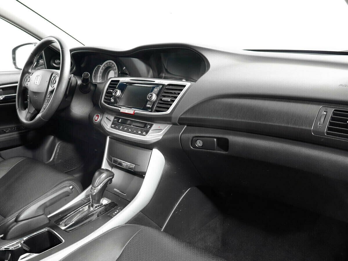 Honda Accord, 2.4 л, Вариатор, 2013 фото 7