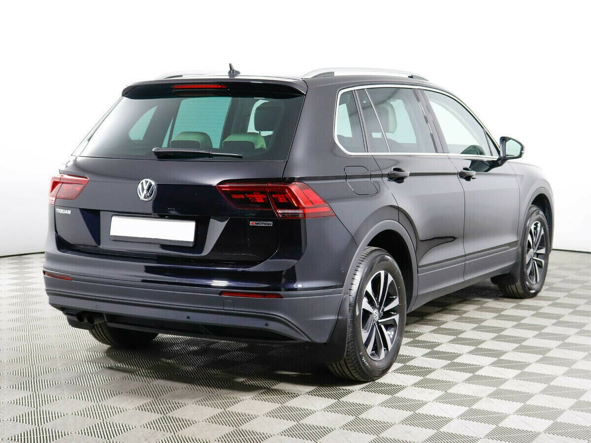 Volkswagen Tiguan, 2.0 л, Робот, 2019 фото 6