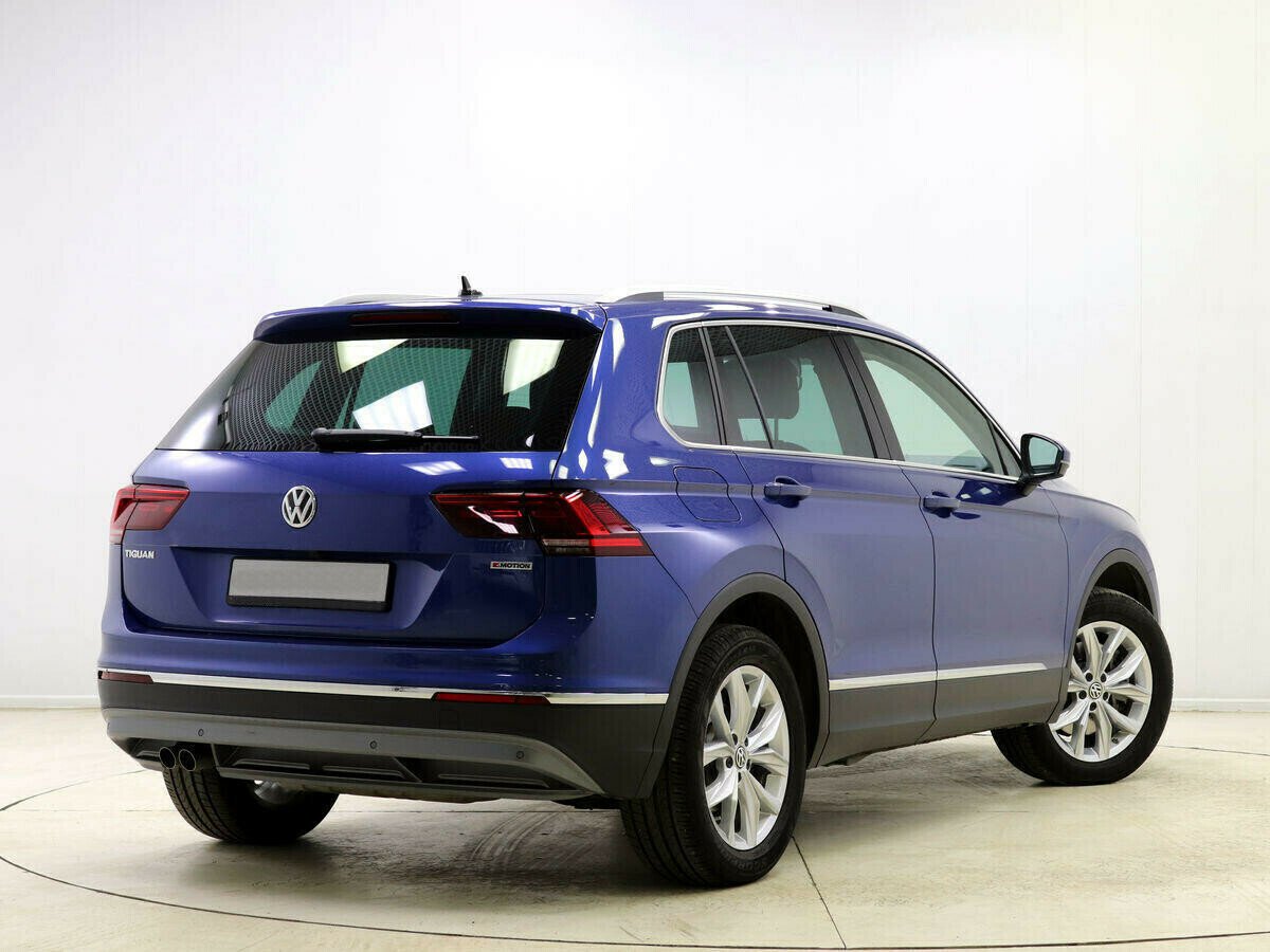 Volkswagen Tiguan, 2.0 л, Робот, 2018 фото 5