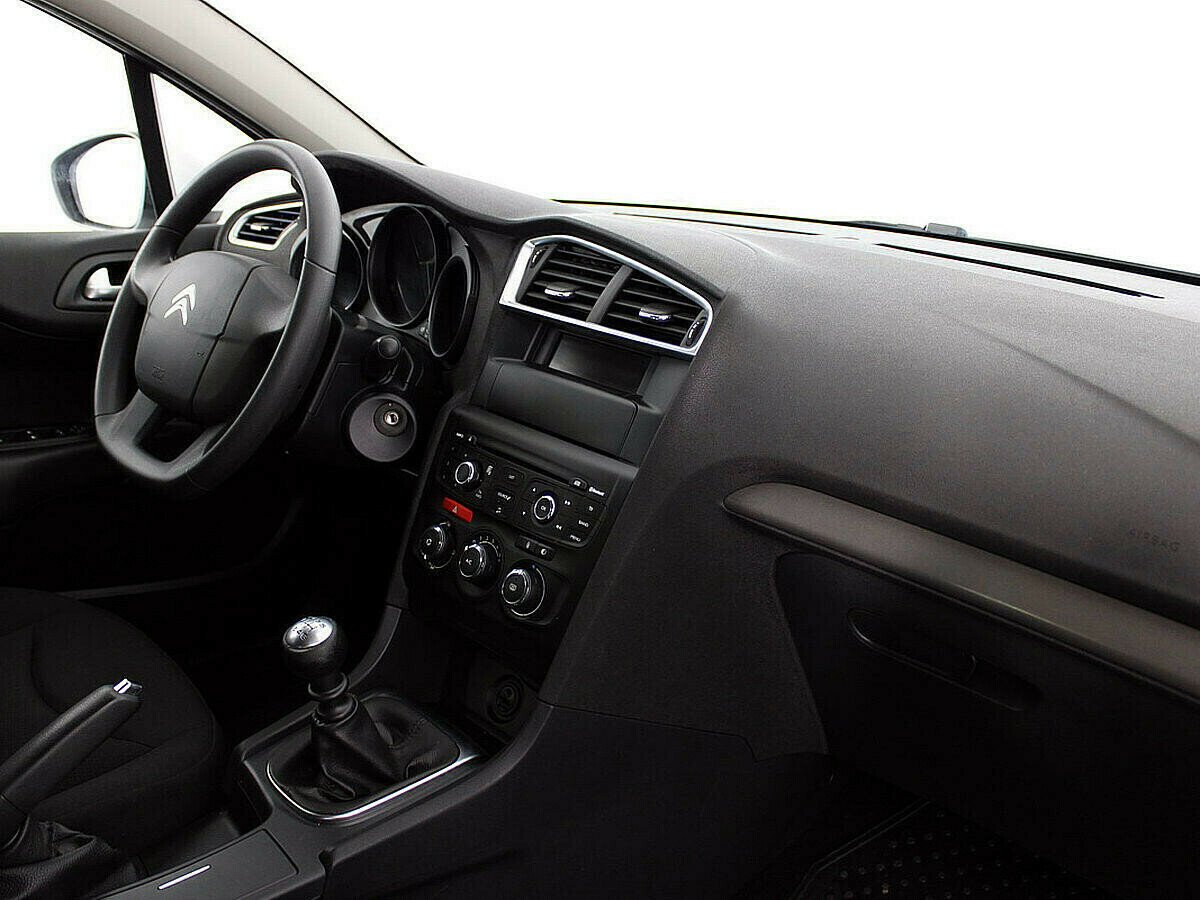 Citroen C4, 1.6 л, МТ, 2016 фото 2