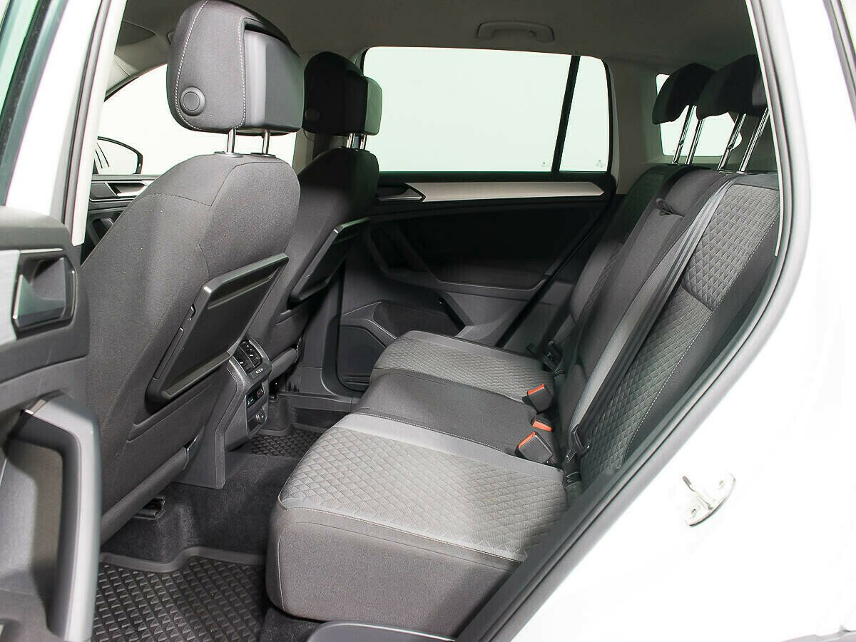 Volkswagen Tiguan, 1.4 л, Робот, 2017 фото 1