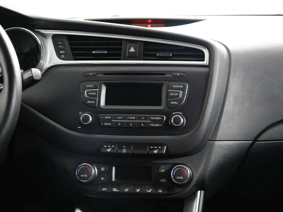Kia Ceed, 1.6 л, АТ, 2016 фото 1