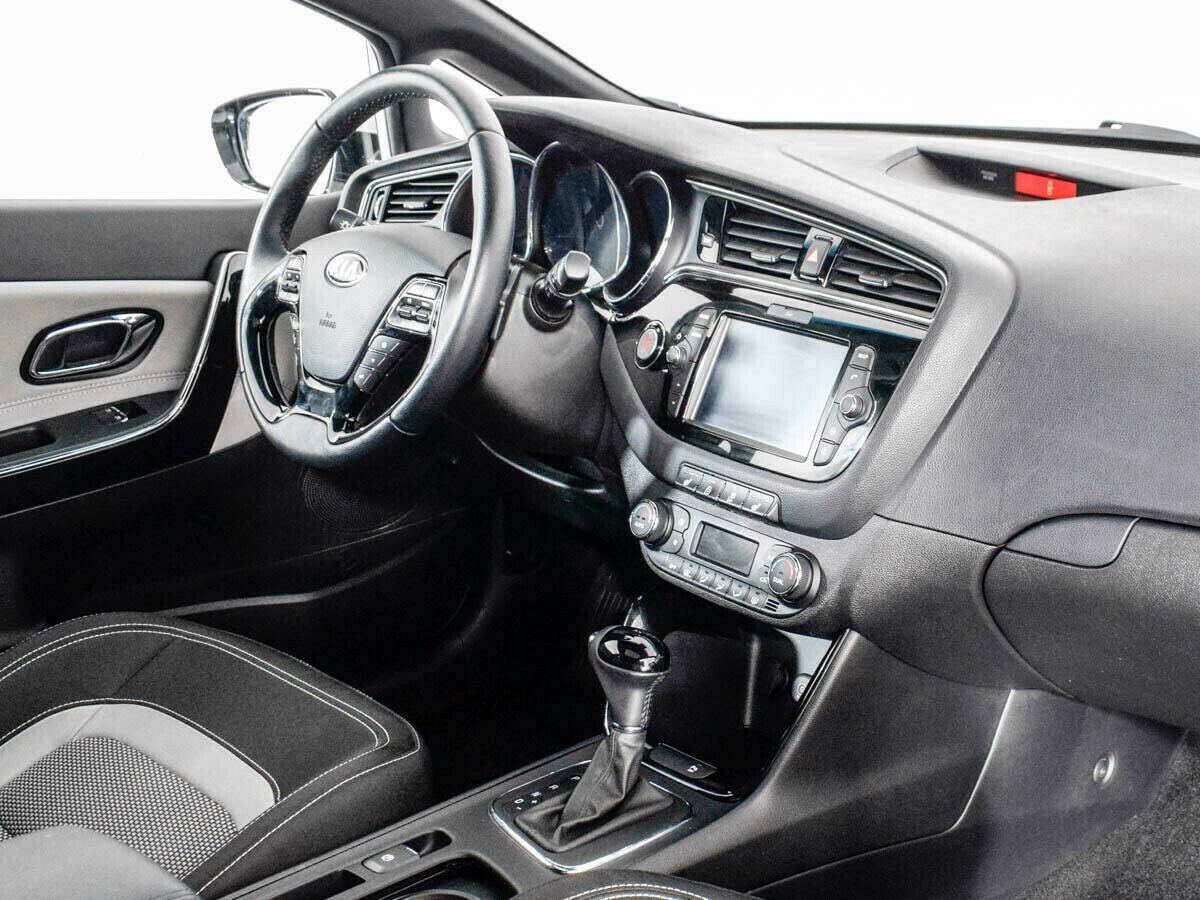 Kia Ceed, 1.6 л, АТ, 2016 фото 2