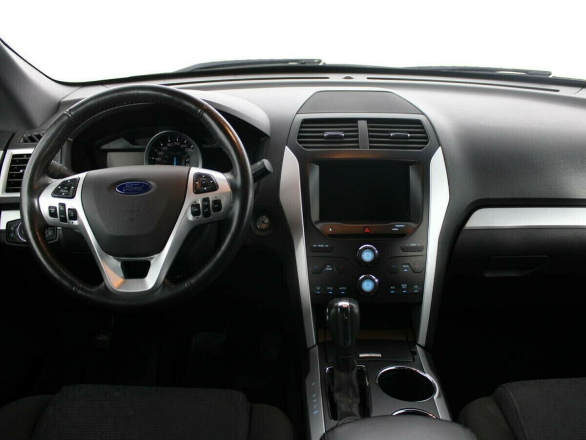 Ford Explorer, 3.5 л, АТ, 2011 фото 7