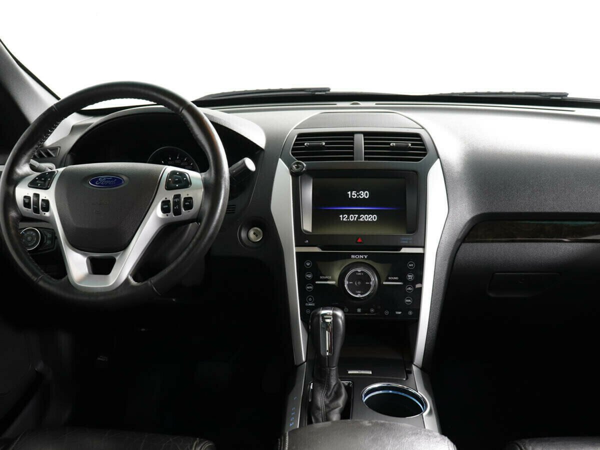 Ford Explorer, 3.5 л, АТ, 2012 фото 7