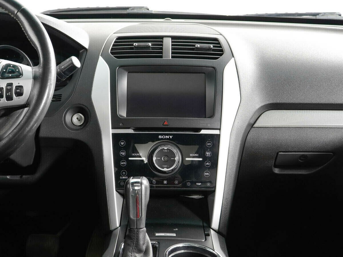 Ford Explorer, 3.5 л, АТ, 2013 фото 8