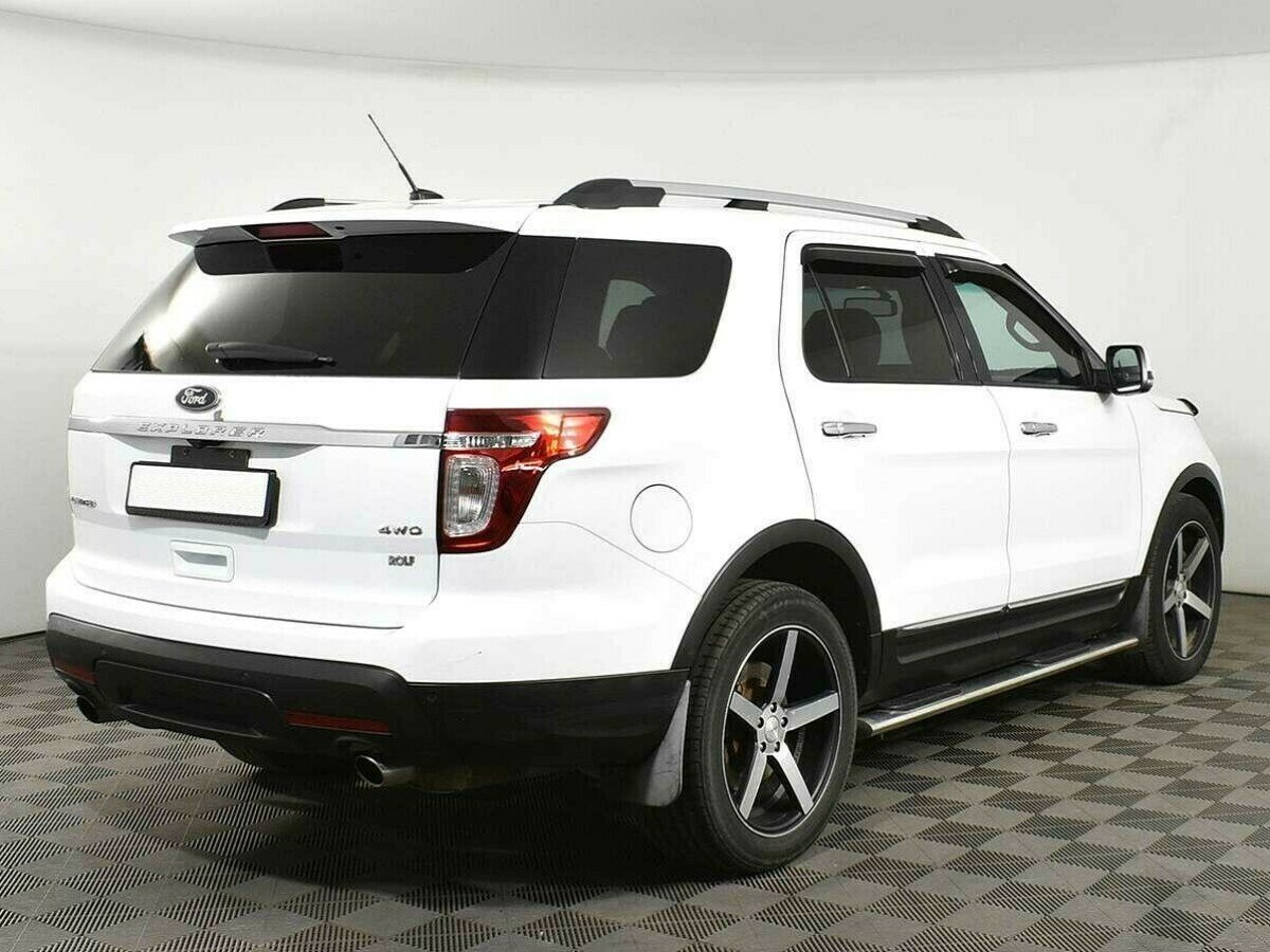 Ford Explorer, 3.5 л, АТ, 2014 фото 5