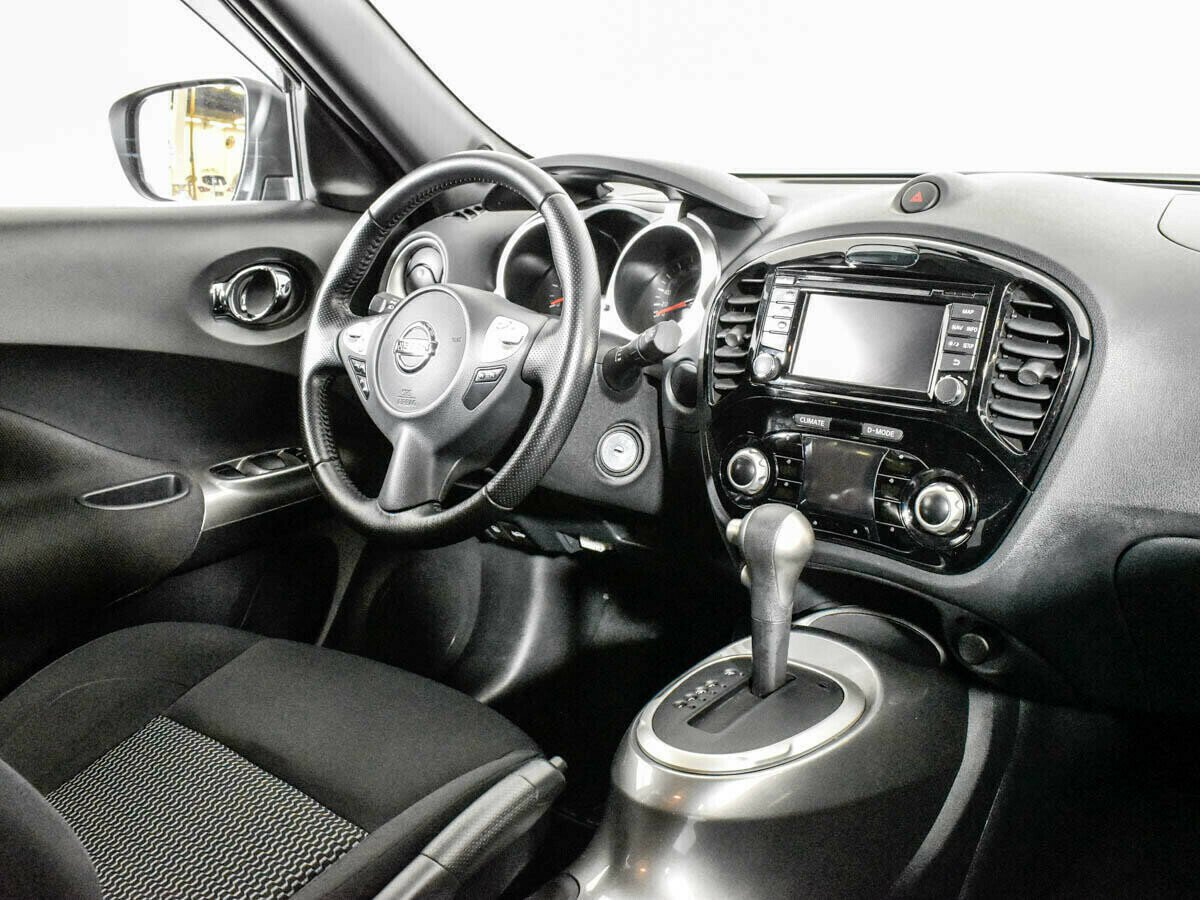 Nissan Juke, 1.6 л, Вариатор, 2018 фото 2