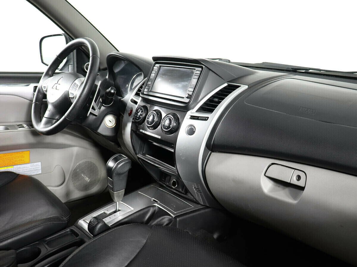 Mitsubishi Pajero Sport, 2.5 л, АТ, 2012 фото 7